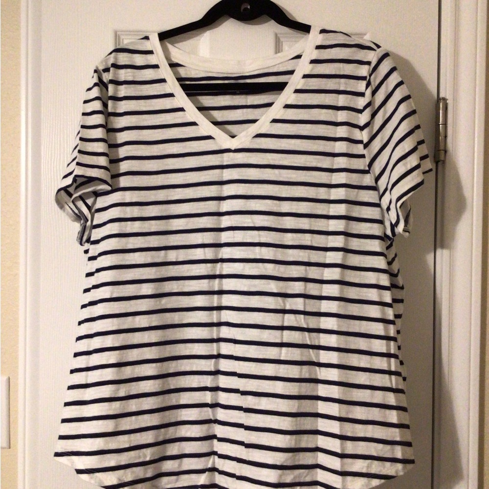 New Old Navy EveryWear V neck Striped T Shirt XXL
